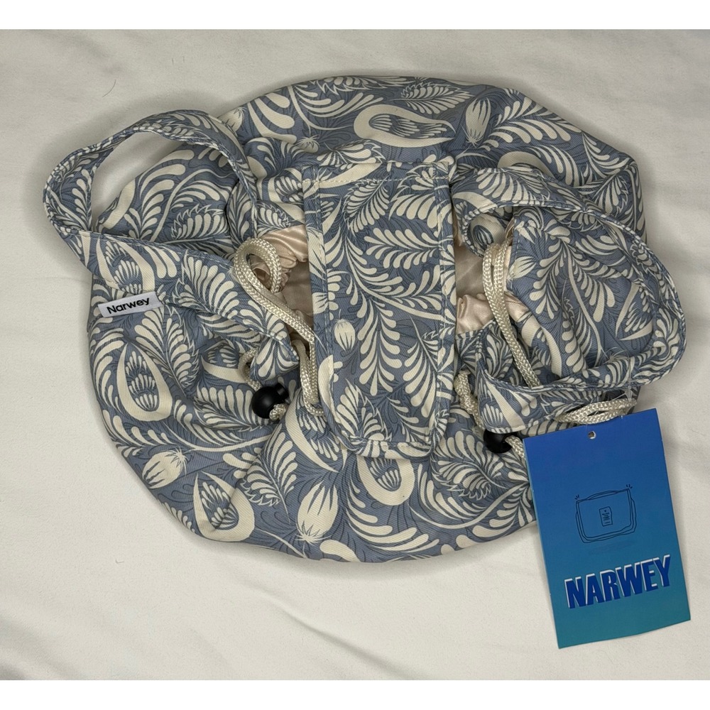 Narwey Drawstring Makeup Bag Travel Cosmetic Organizer Blue White Leaf Print NWT